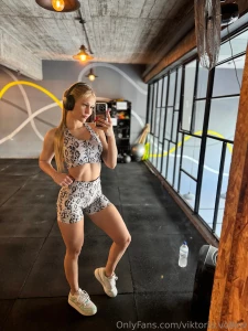 Hahaha this is how many pics i normally take to just get one good one part 8