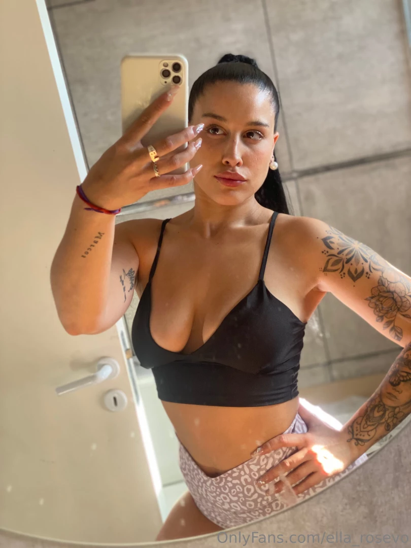 I took a bunch of pics today guess what i had on my mind part 2 