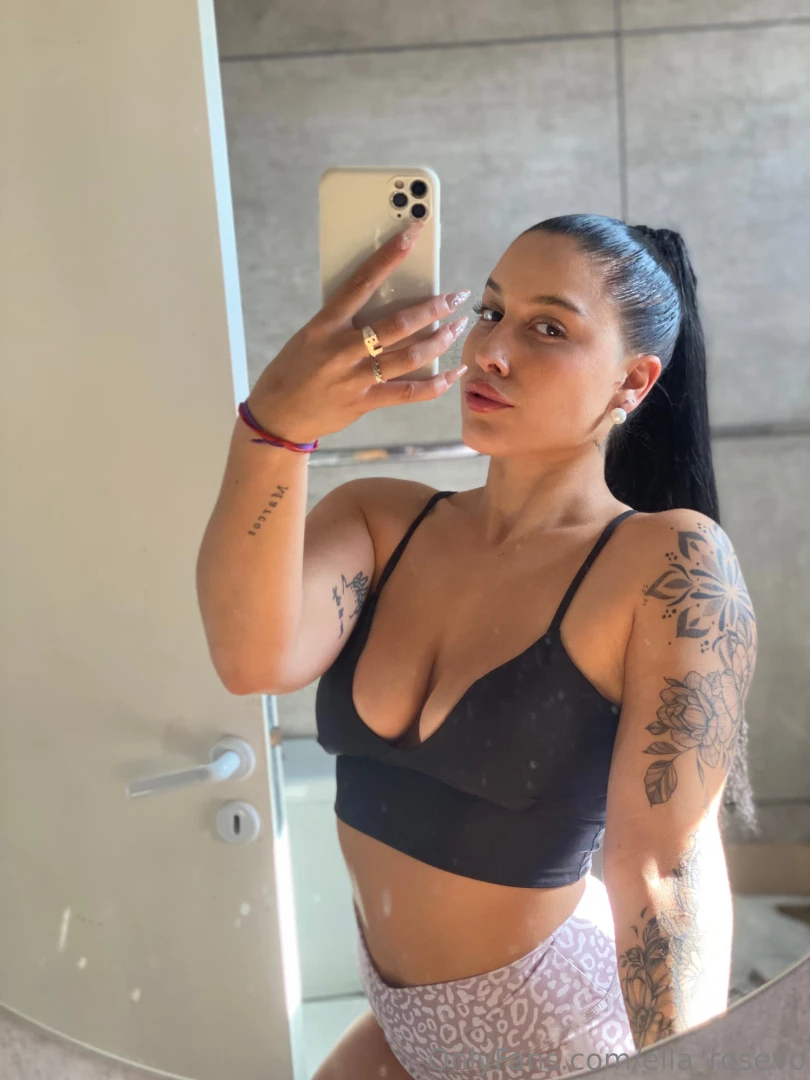 I took a bunch of pics today guess what i had on my mind part 1 