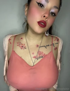 Viens me parler si tu aime bien le rose part 2