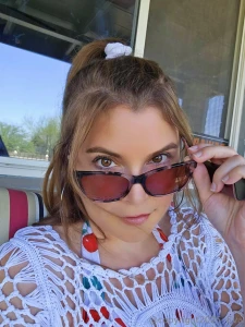 Tip this pic and comment 3 75 or more you ll get me nude in your dms 5