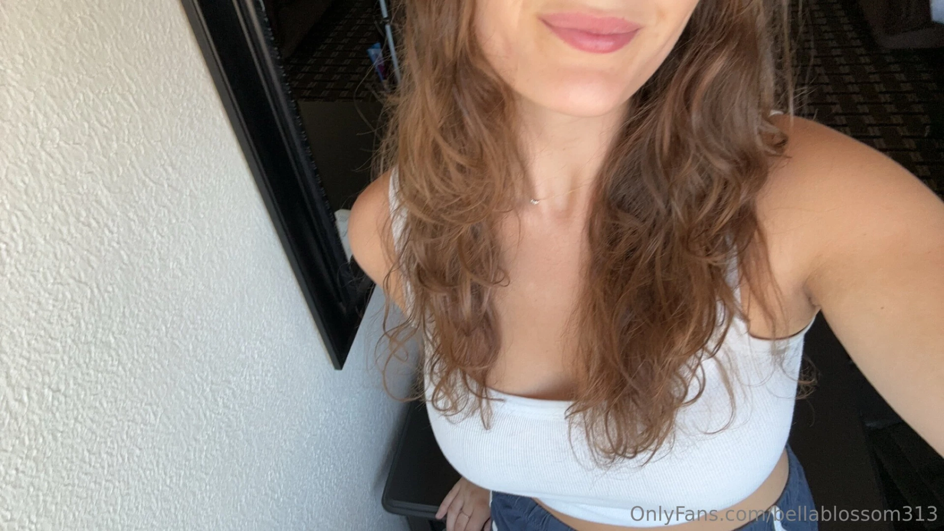 Hi still traveling so pls enjoy our motel sex hahah 