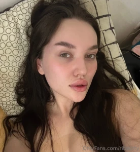 What do you usually do before going to bed