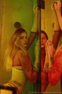 Spam me with likes and i ll post more nudes