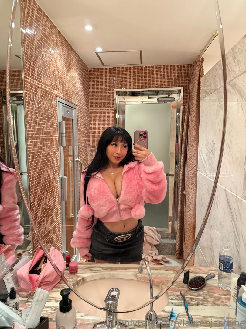 Can never go wrong with a puffy pink jacket 