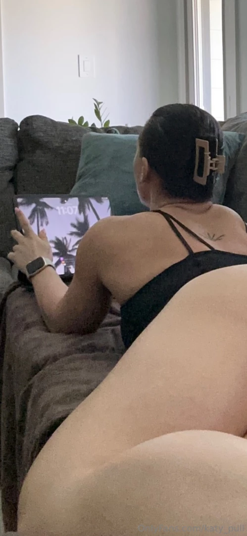 Couch is the best spot for work 