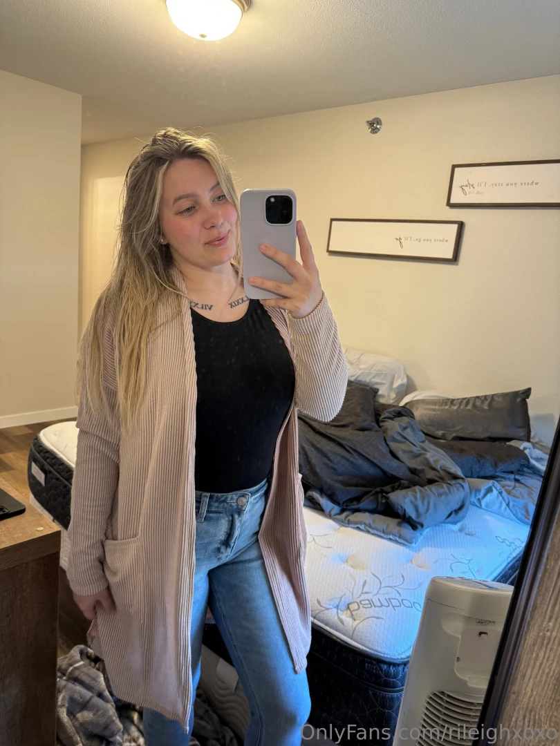 Happy monday part 1844 