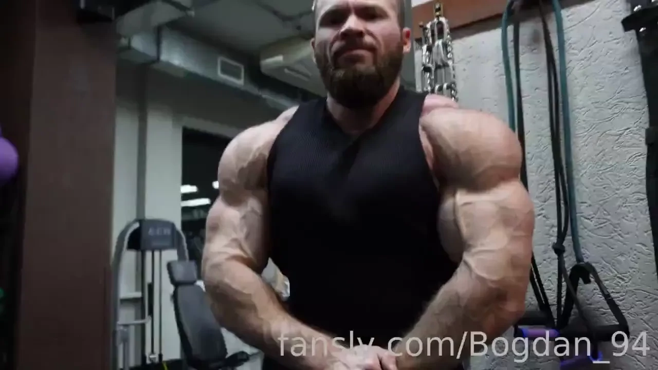 Pump grrrr i am lion in muscle 