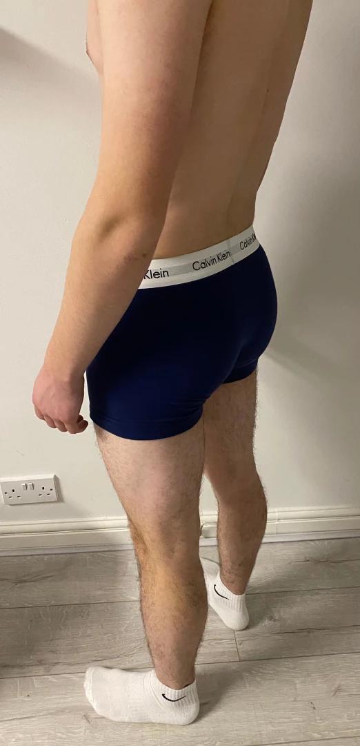 Just about to hop in the shower message me im gonna take some naughty 