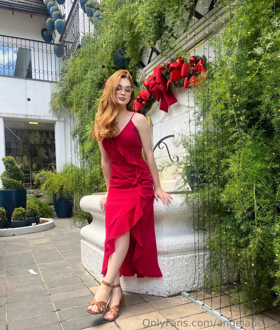 Already everyone around here is getting ready for the holidays new part 1 