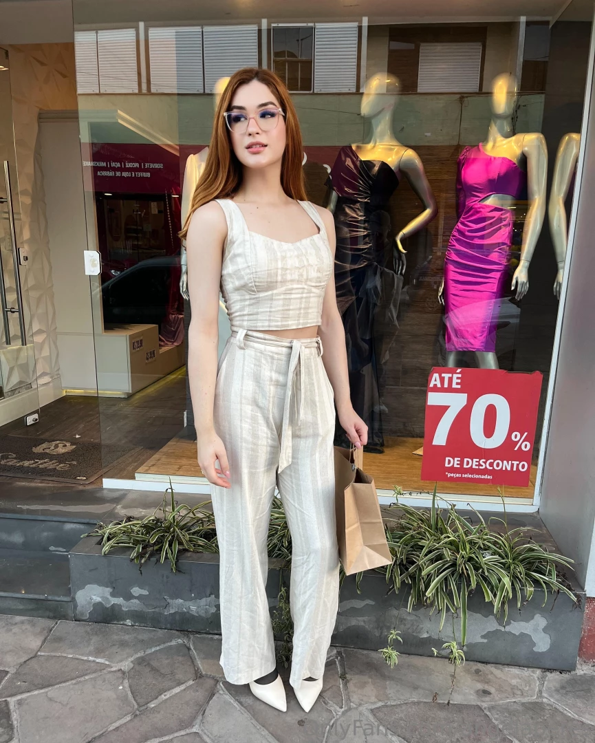 Haiiiii cutie i think i know what can start ur day off nice n good 33 