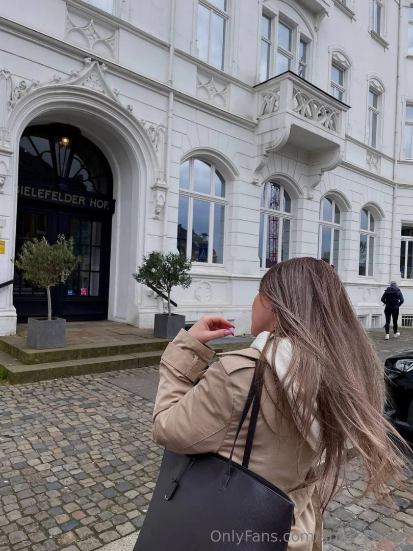 A walk and fresh air literally helps me reset my head it s a great way 