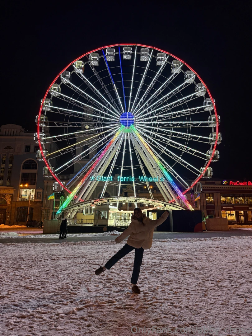 Tell me in dm a fun fact about yourself i ll go first i still count on 