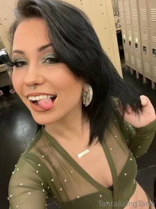 I look good in green part 9