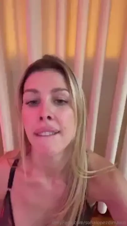 Si soy de las que abren la boca y sacan la lengua 