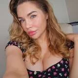 Elizabeth👩🏼‍💼