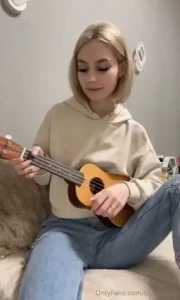I also play ukulele