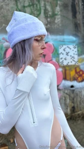I get so shy when doing outdoor shoots part 1