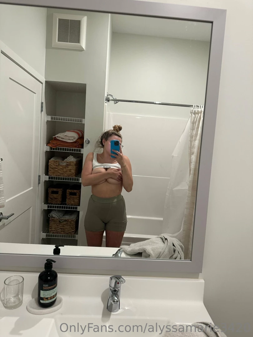 Tip this post if you wanna see my tits 