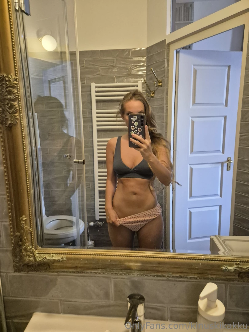 Selfies from this morning look how skinny i got 