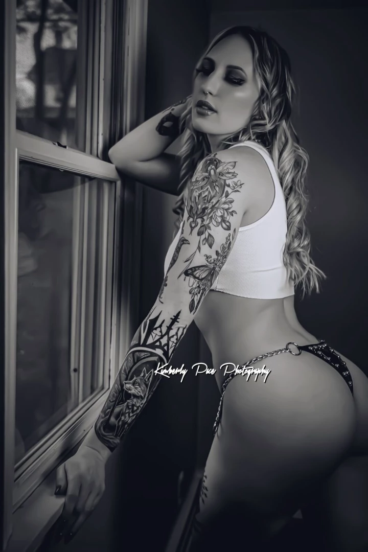 Looking for you babe 