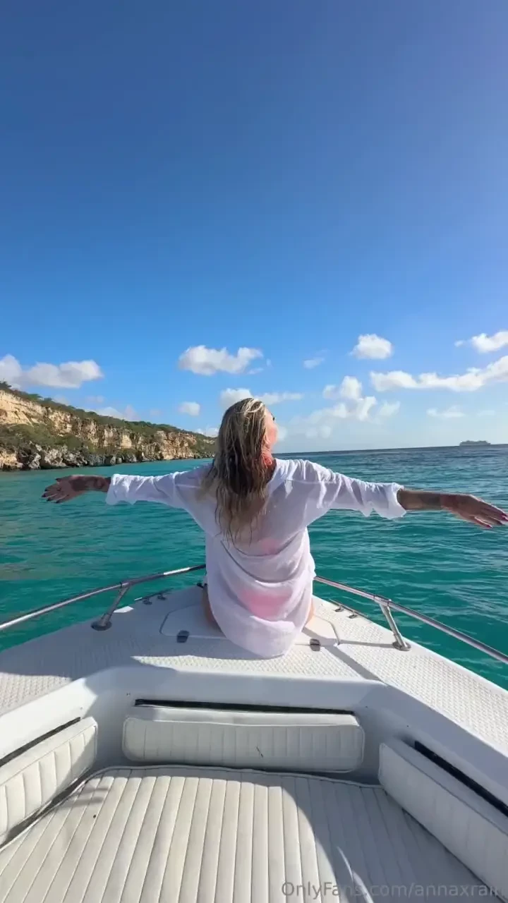 Day chilling on the boat 