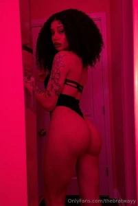 Too glam to give a damn part 129