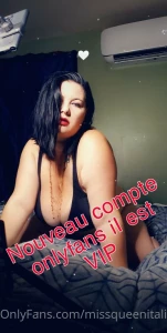 Missqueenitalie v i p part 2