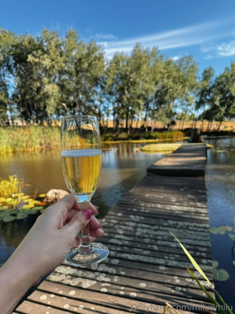 Let s give a toast for having a really great day 