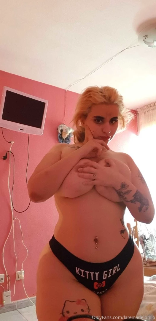 Voy a empezar a subir fotos y videos picantes que nunca habeis visto 