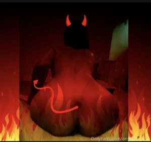 I made this funny edit of me getting fucked who wants a short clip of