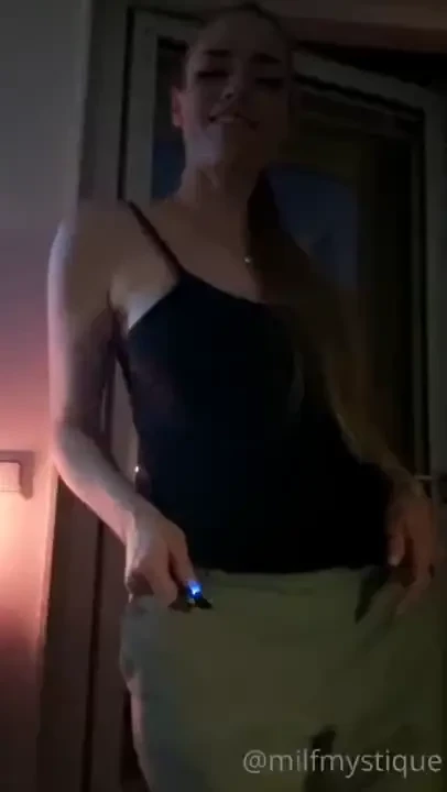 Wanna party with me baby you should know how i love dancing ya think i 