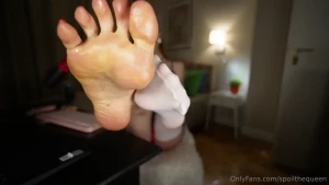 Let s check what you little sluts love more bare feet vs feet in