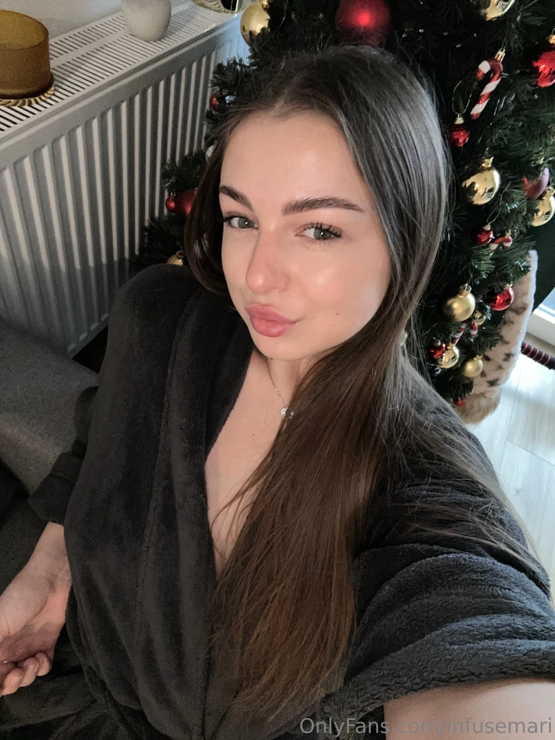 Christmas is coming up and i just can t contain my excitement it s a 