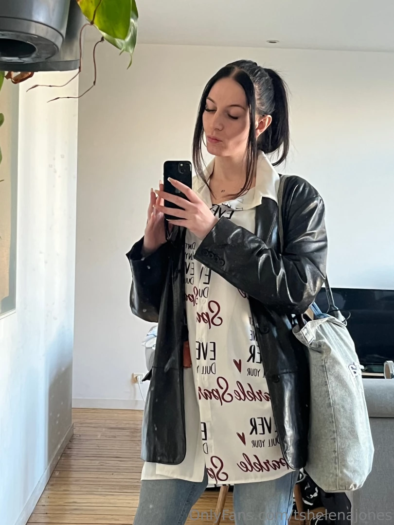 Getting groceries selfieeee 