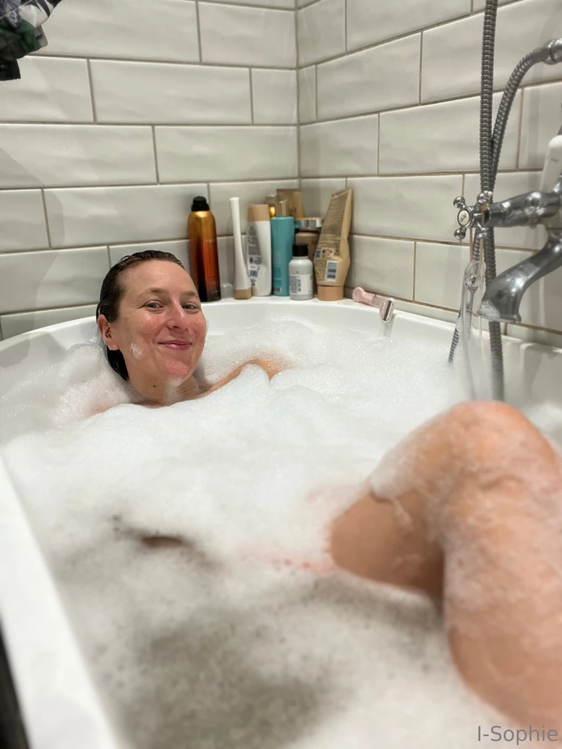 Took a nice hot and long bath this evening snowing raining outside and 