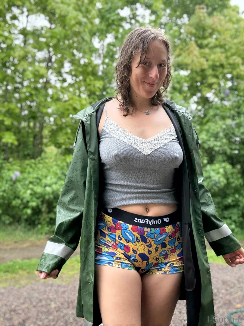 Swedish summer wrapped up in those pictures pretty much 