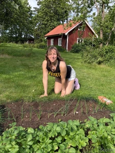 Been doing some garden work today and my plants are growing nicely part 2