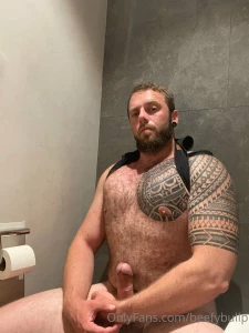 Hey my friends greetings from the alps i need a jobber guy to