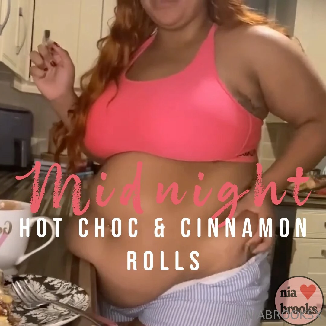 Midnight hot choc amp cinnamon rolls - a sweet stuffing 