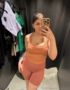 Choosing new outfit for yoga love this shorts but dubts about top help