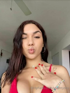 Do you wanna know what s running on my naughty mind hmu and i ll tell