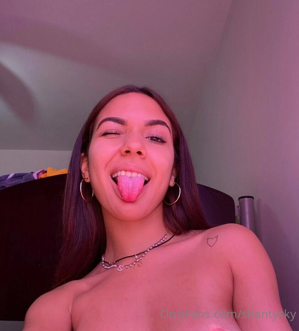 Felt extra cute in this picture 