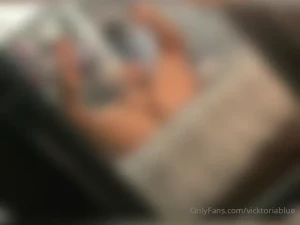 I mi peque ita y sexy lencer a blanca cae lentamente como si supiera part 2