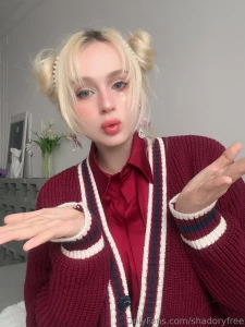 Helloo o this is a small spoiler of what awaits you inside the photo