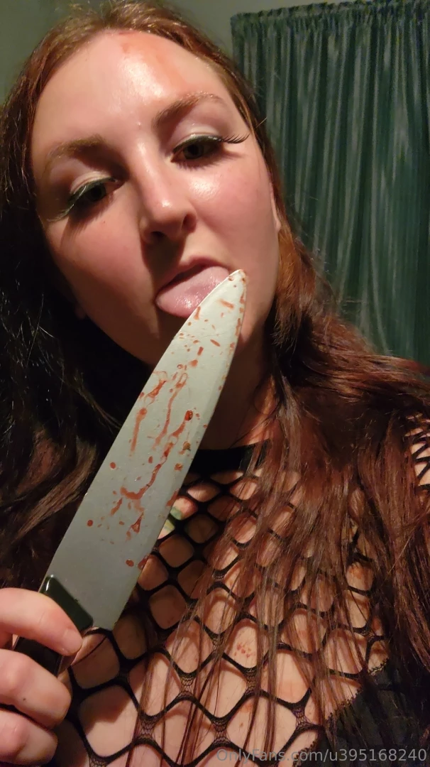 Spooky season pics for attention i have added my amazon wishlist if part 1 