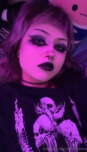 Tb to this look it s giving slay