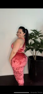 2 threesomes for the price of 1 waiting for you in your dms right now