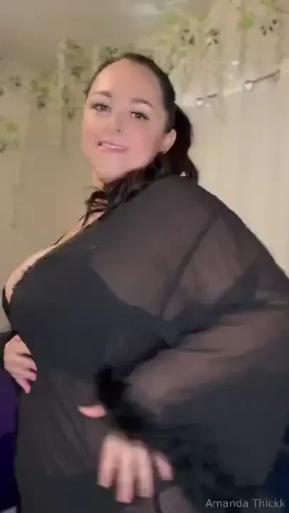 I put on something pretty for you did you like the new solo in your 