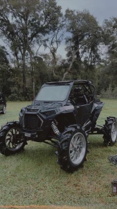 Who wants me to take a sexy photo shoot with my sxs